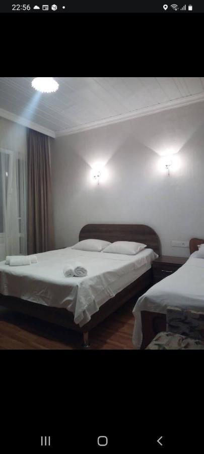 Small Guest House ควาเรียที ภายนอก รูปภาพ