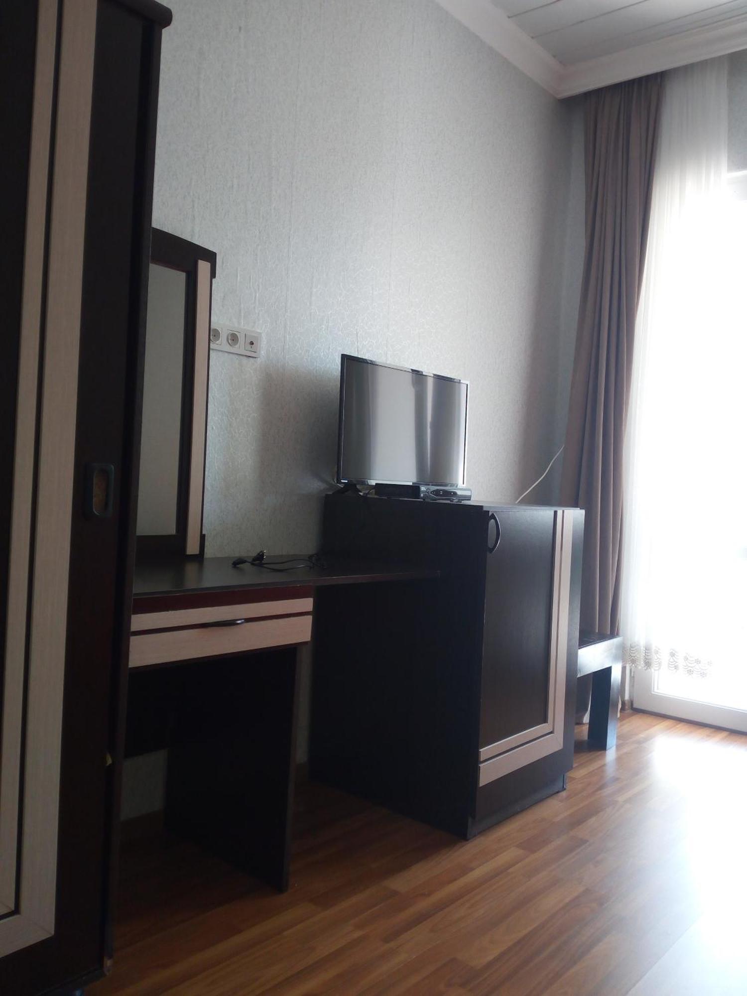 Small Guest House ควาเรียที ภายนอก รูปภาพ