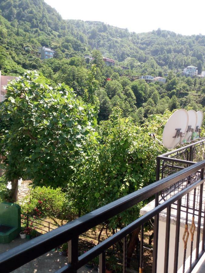 Small Guest House ควาเรียที ภายนอก รูปภาพ